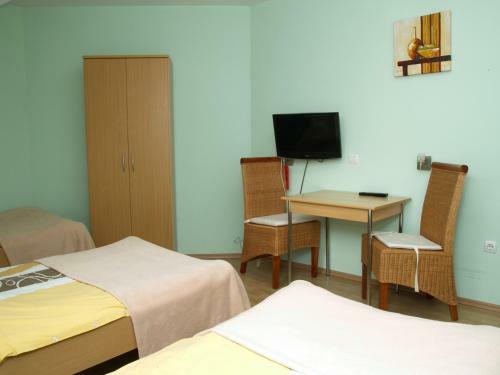 Hostal Guest House Pri Treh Lipah
