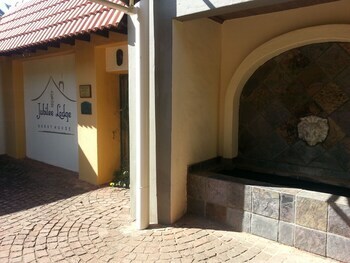 Hostal Jubilee Lodge Guest House