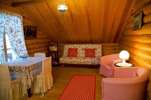 Mandrogi Hotel
