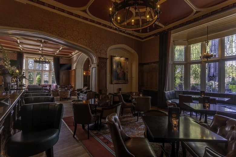 Hotel Clontarf Castle