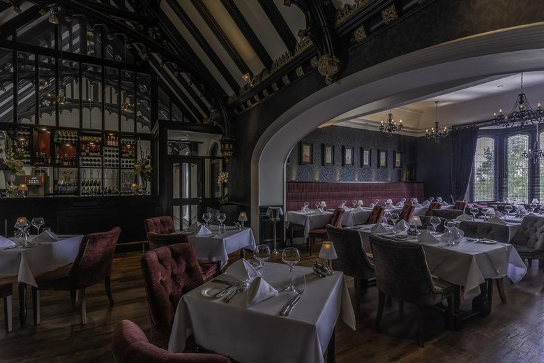 Hotel Clontarf Castle