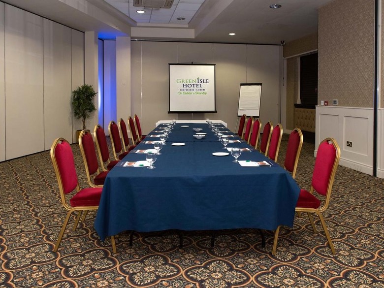 Hotel Green Isle Conference & Leisure