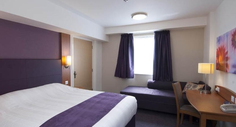 Hotel Premier Inn London Putney Bridge