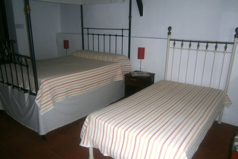Hostal Ambelikos Traditional Agrohotel