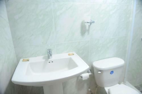 Hostal Rose Hall Deluxe
