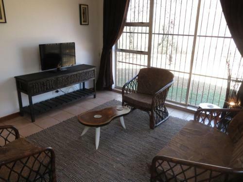 Meerkatplaats Guesthouse And B&B