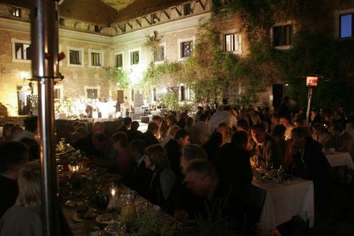 Zamek Reszel Kreativ Hotel