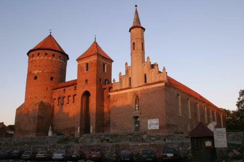 Zamek Reszel Kreativ Hotel