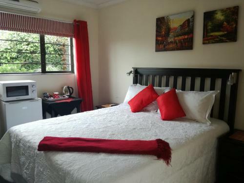 Hostal Avalon Guest House