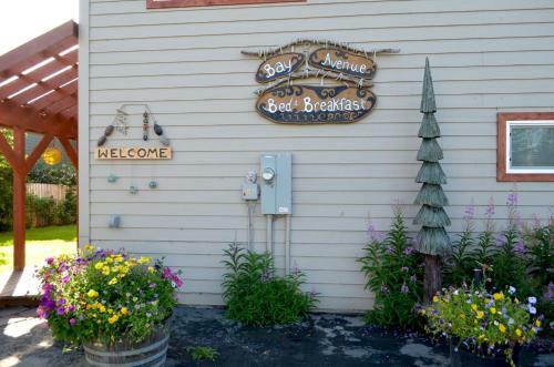 Bay Ave Bed And Breakfast Inn