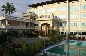 White Beach Hotel