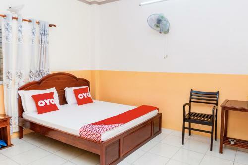 Vaccinated Staff - Oyo 971 Lam Hoang Hotel