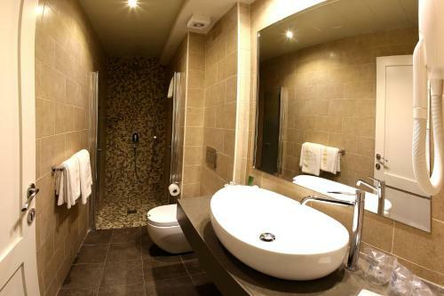 Hotel Notre Dame Center