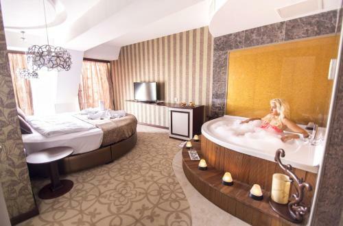 Hotel Izgrev Spa & Aquapark