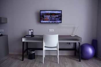 Hotel Qliq Damansara