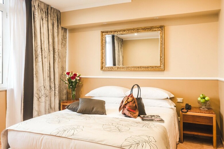 Raeli Hotel Archimede