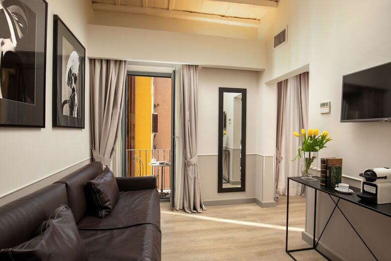 Hotel Condotti Palace