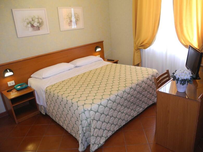 Hotel Corona
