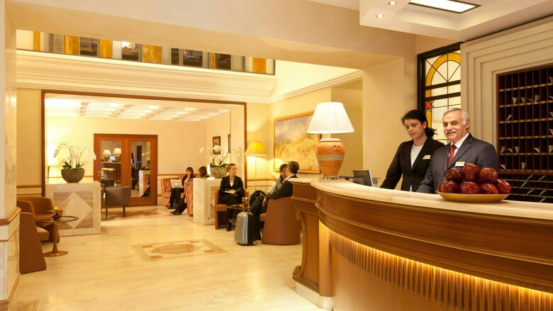 Hotel Diana Roof Garden