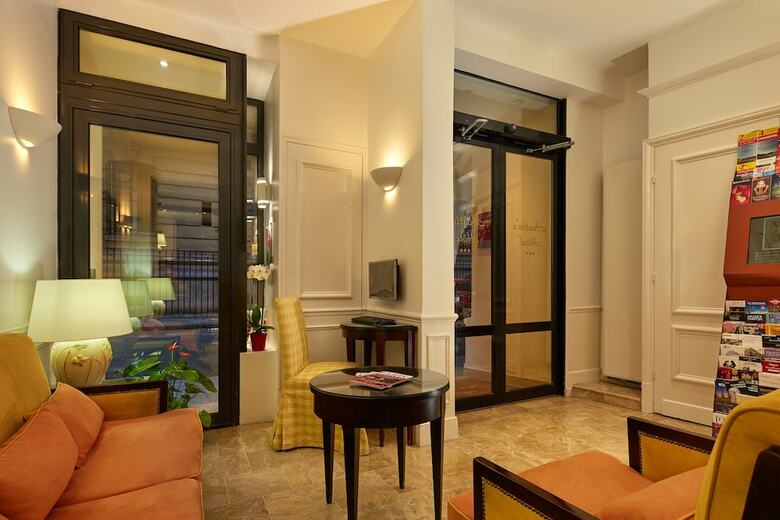 Hotel Austin's Arts Et M�tiers H�tel