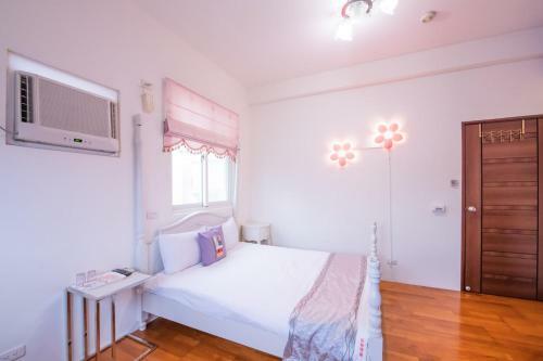 Happiness Hanada B&B