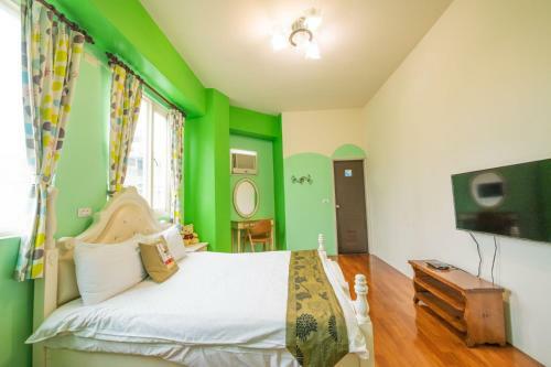 Happiness Hanada B&B