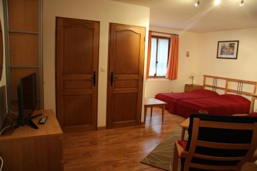 Hotel Les Charmilles De Mormal
