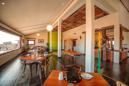 Desert Breeze Lodge