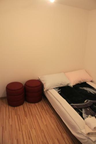 Apartamentos Pansion Nargalic