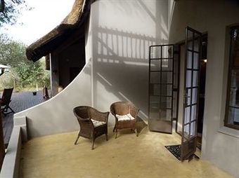 Mvuradona Safari Lodge
