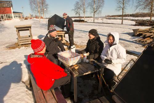 Hostal Kukkolaforsen Turist & Konferens