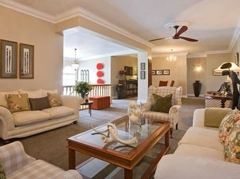 Hostal Capeblue Manor House