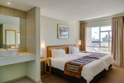 Hotel River City Inn