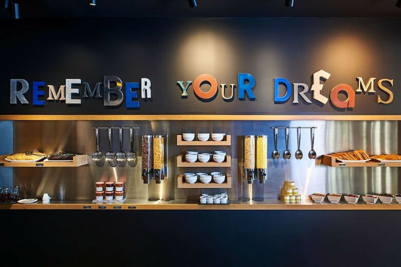 Hotel Kyriad Bercy Village