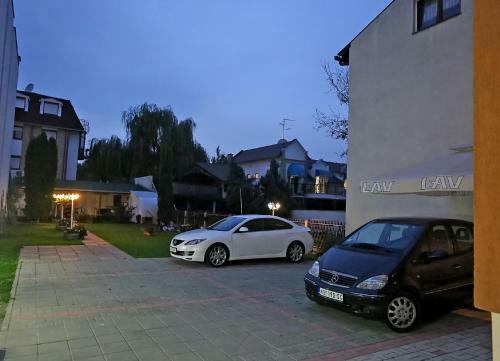 Hostal Amaro Rooms