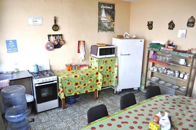 Estacion Gerona Bed & Breakfast