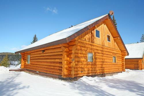 Hotel Lac Le Jeune Wilderness Resort