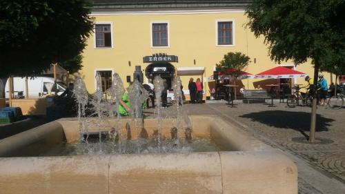 Hotel Z�mek Velk� Byst?ice