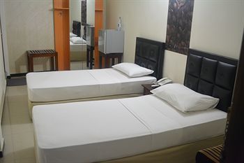 Vj City Hotel