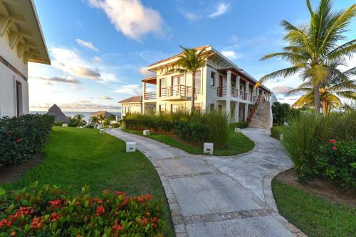 Las Verandas Hotel & Villas