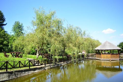 Hotel Complex Hanul Muresenilor