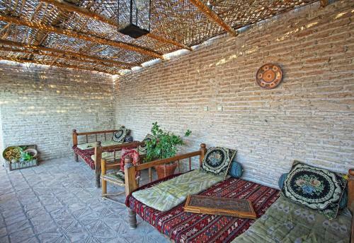 Hostal Amulet Hotel
