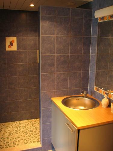 Hostal Kaare Guesthouse