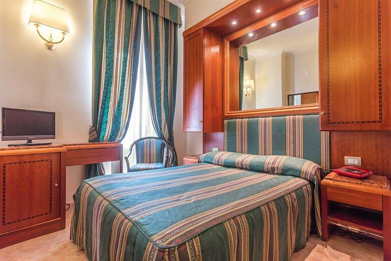 Hotel Lux