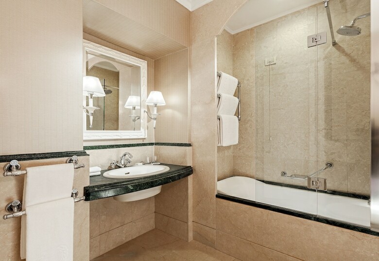 Hotel Marriott Grand Flora
