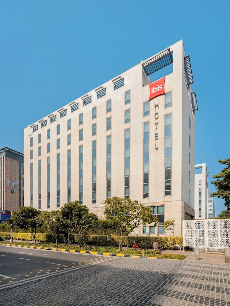 Hotel Ibis New Delhi Aerocity