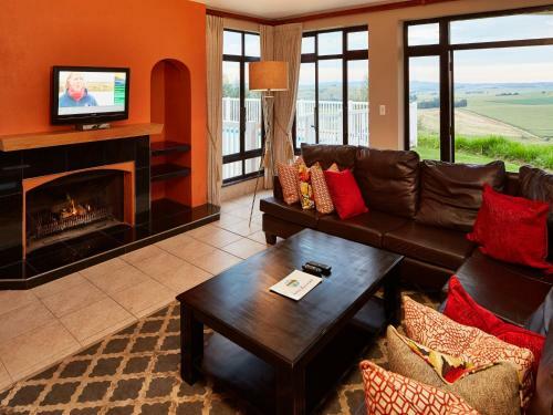 Hotel Midlands Saddle And Trout