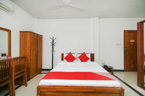 Grand Rovinka Hotel
