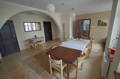 Hostal Hotelik Hermes