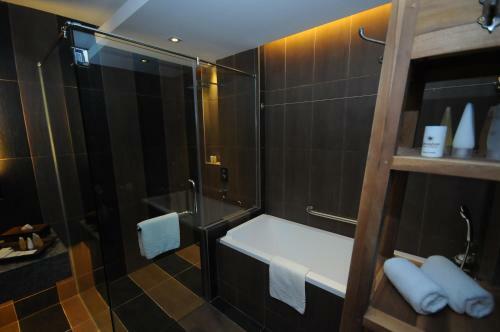 Hotel Ombak Villa Langkawi
